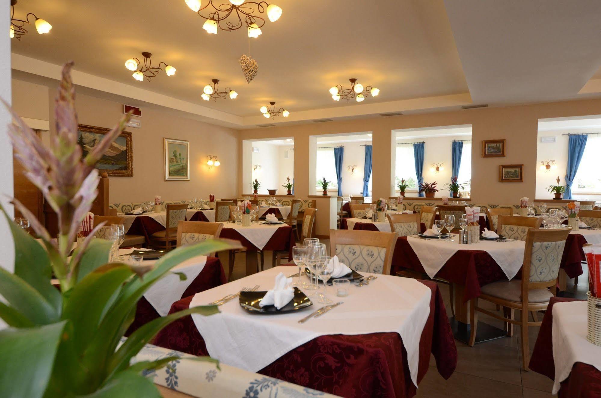 Park Hotel Avisio Soraga Zewnętrze zdjęcie