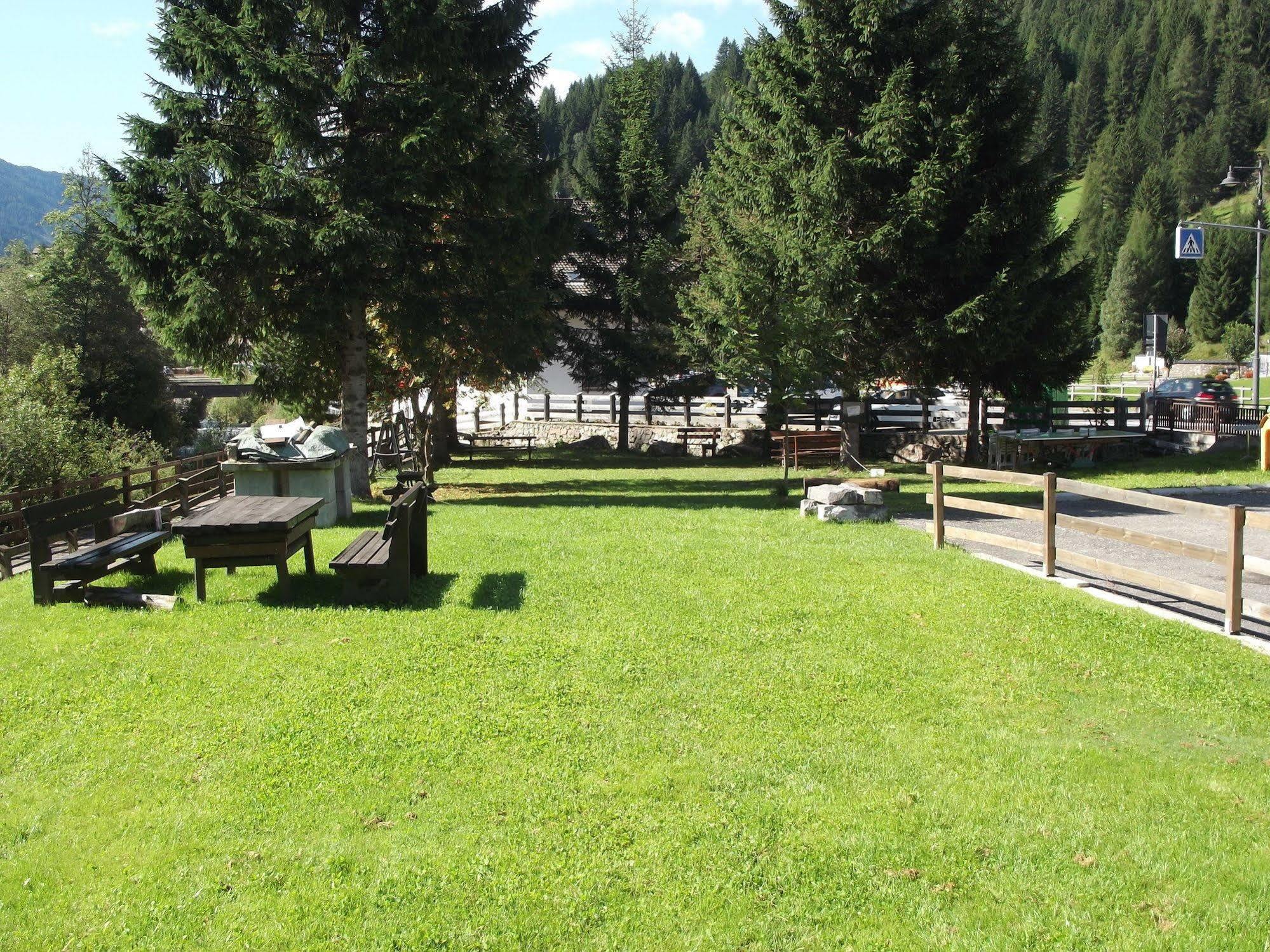 Park Hotel Avisio Soraga Zewnętrze zdjęcie